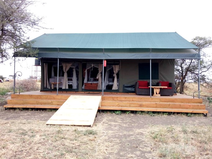 Comfortable Safari Tent with Private Park Access & Wildlife Encounters near Arusha, Tanzania