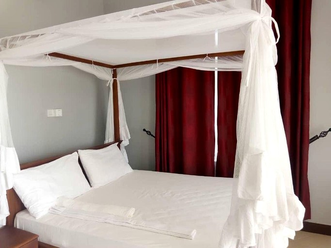 Safari Tents (Tanzania, Arusha, Arusha Region)