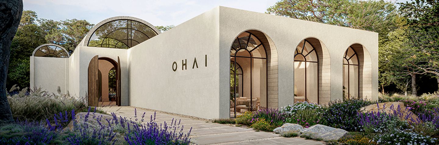 Scenic Bungalow with Panoramic Terrace and Pool Access Near Nazaré, Portugal