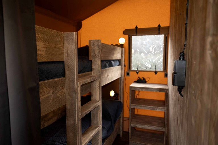 Safari Tents (Italy, --, --)