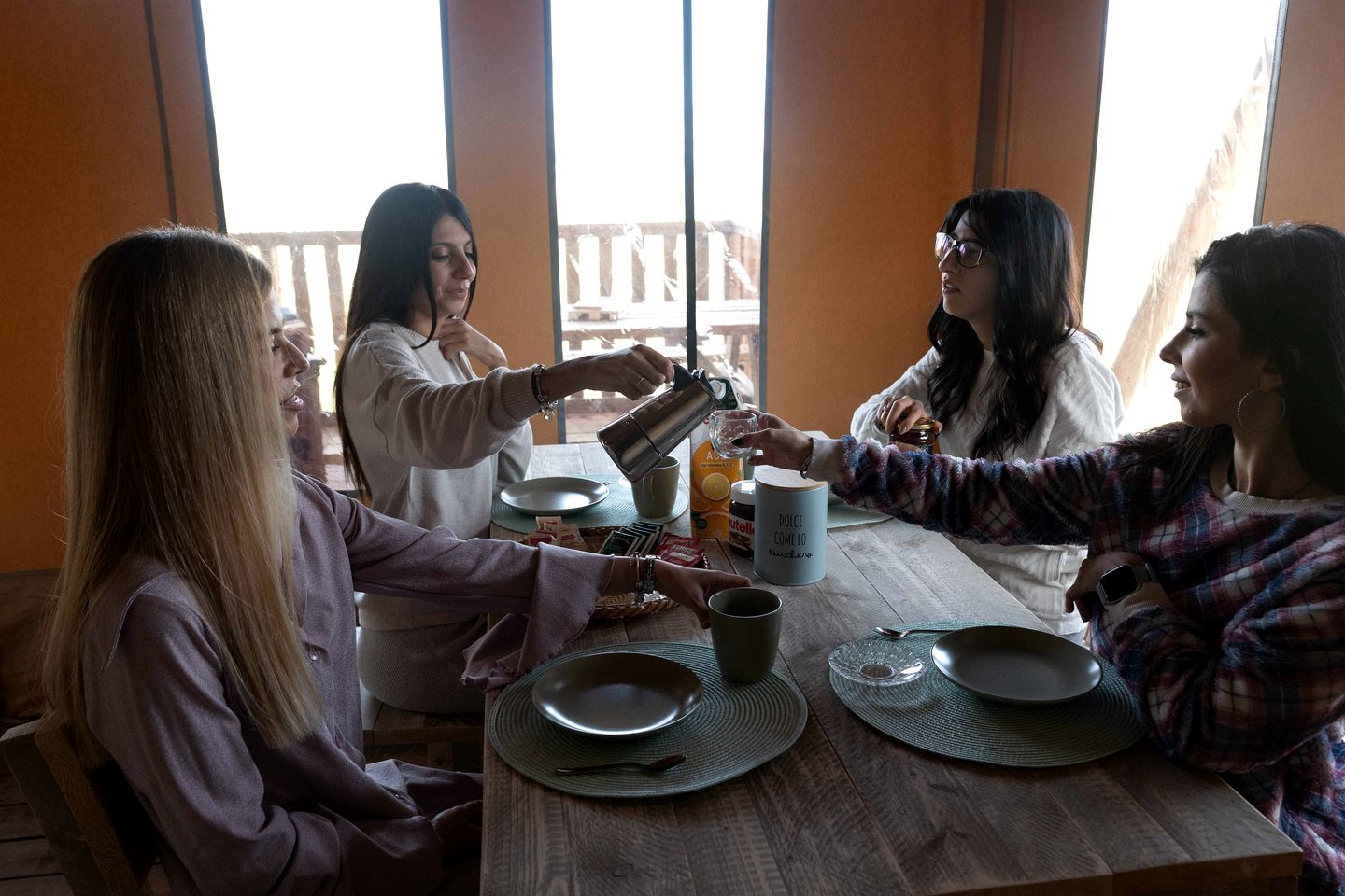 Peaceful Glamping Retreat with Panoramic Views Near Tenuta Spinelli Winery in Marche, Italy