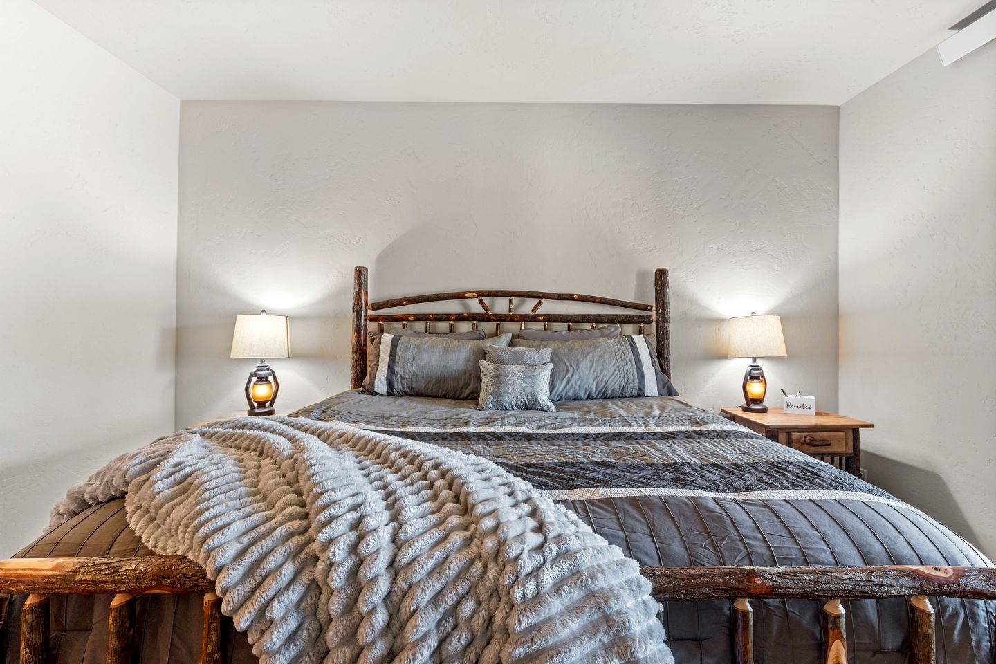 Luxury Mountain Lodge with Panoramic Views in Afton, Wyoming
