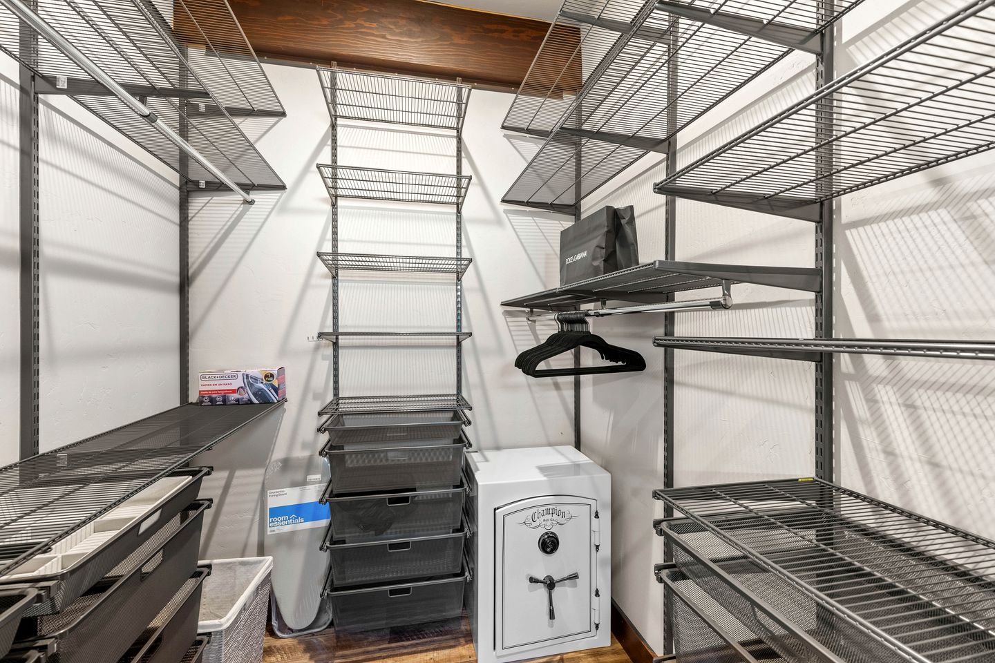 Luxury Mountain Lodge with Panoramic Views in Afton, Wyoming