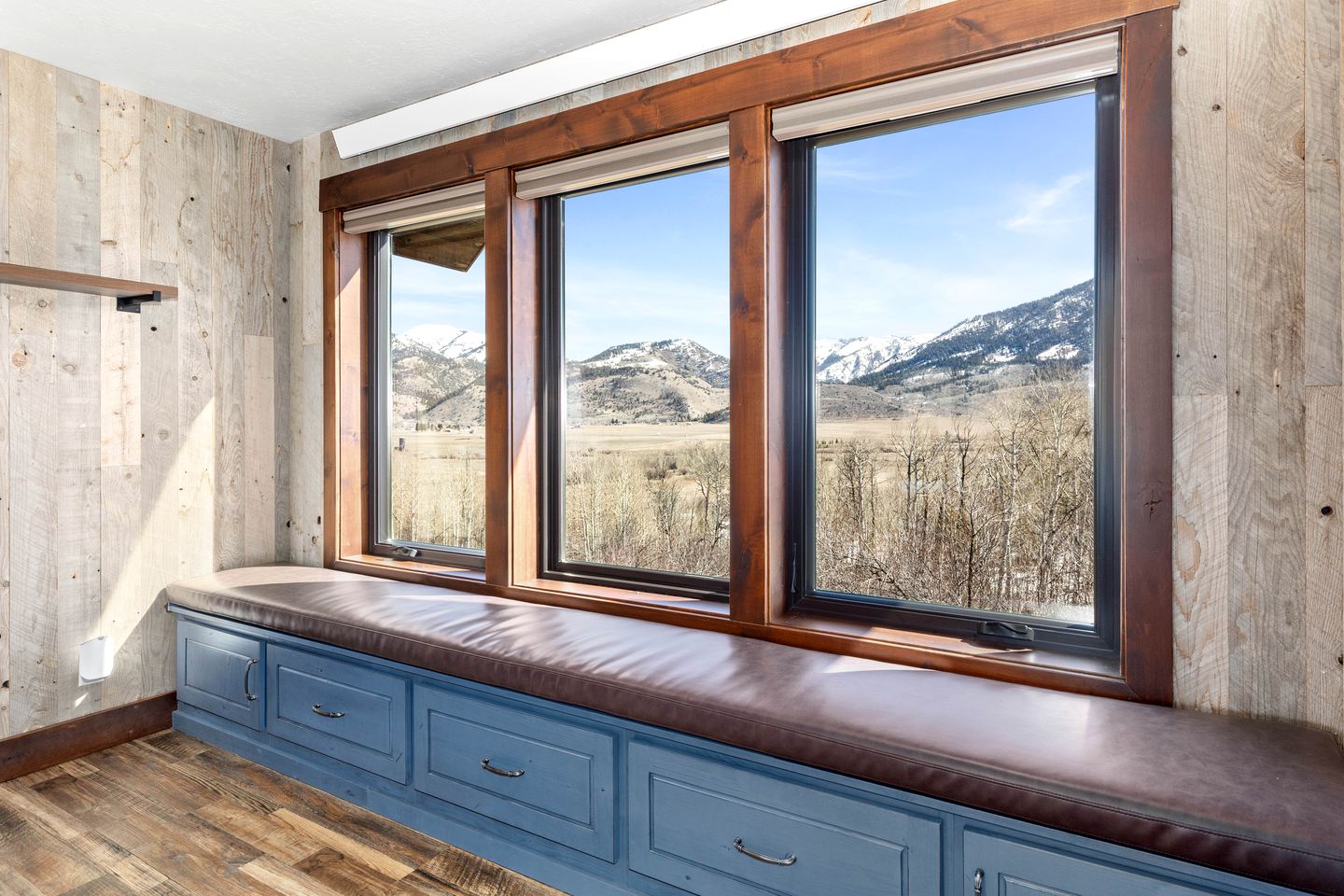Luxury Mountain Lodge with Panoramic Views in Afton, Wyoming