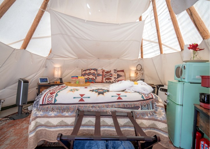 Bell Tents (United States of America, --, Texas)