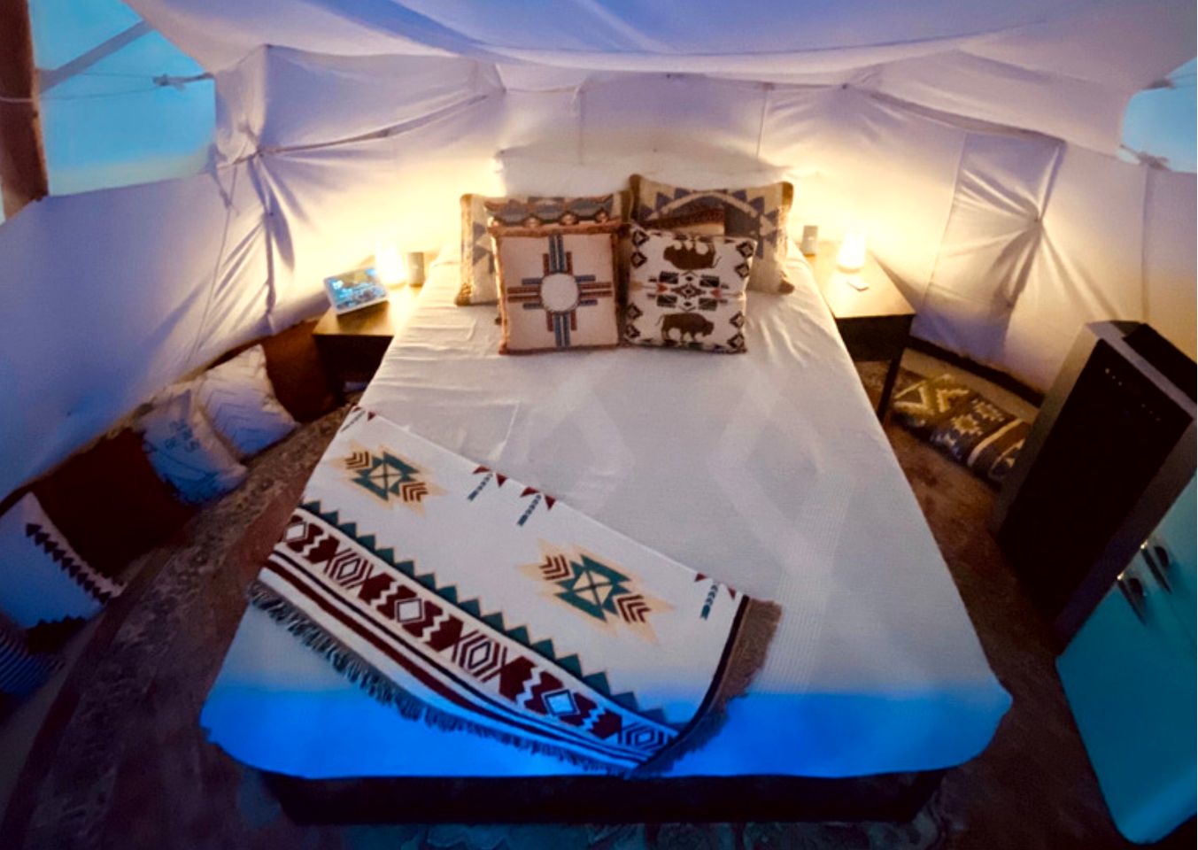 Cliffside Tipi Retreat with Jetted Soak & Sunset Skies in Cottonwood Shores, Texas