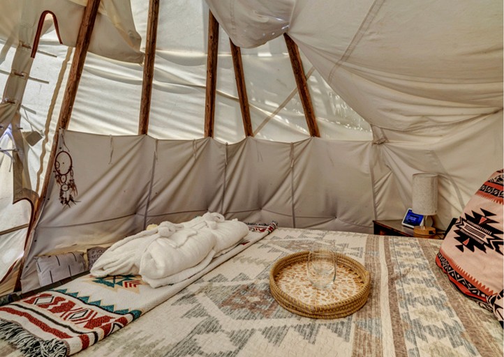 Bell Tents (United States of America, --, Texas)