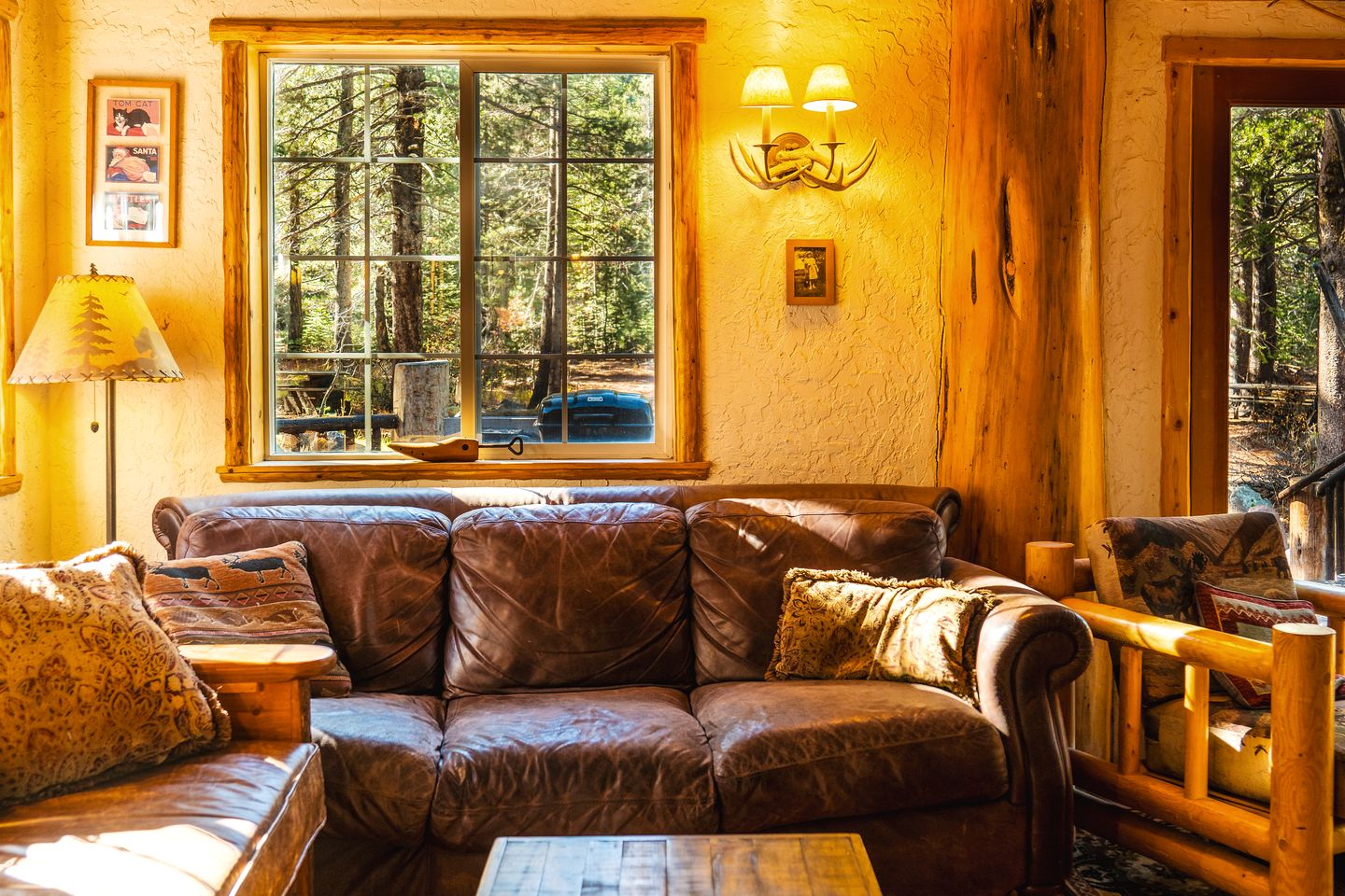 Rustic-Modern Lodge Retreat for Unplugged Group Time in Truckee, California