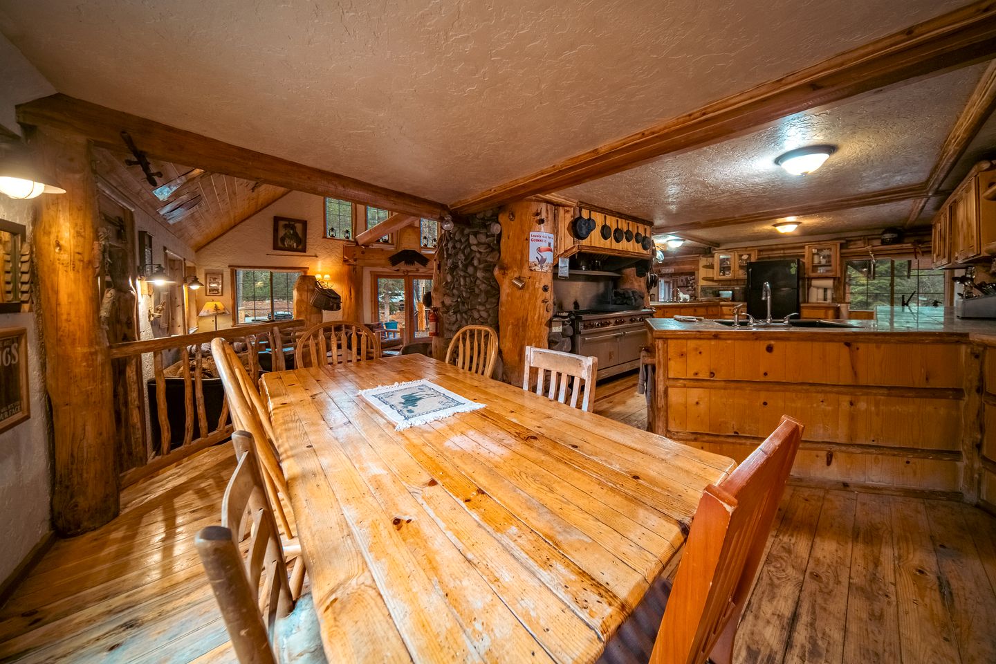 Rustic-Modern Lodge Retreat for Unplugged Group Time in Truckee, California