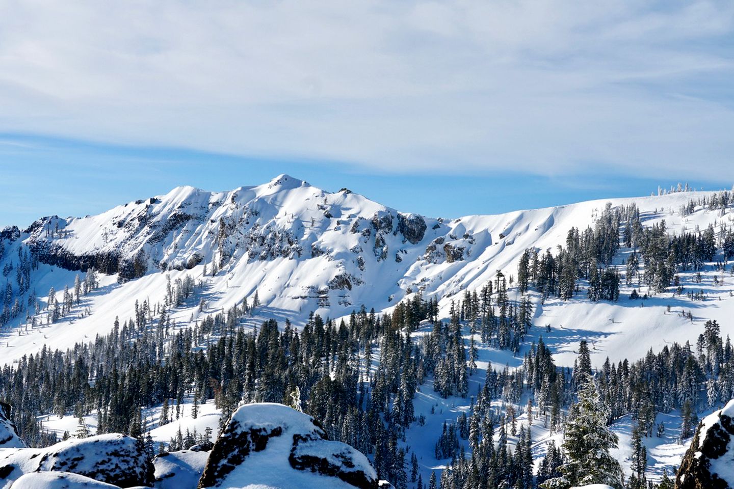 Rustic-Modern Lodge Retreat for Unplugged Group Time in Truckee, California