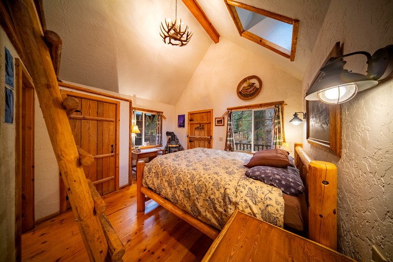 Cabins (United States of America, Truckee, California)