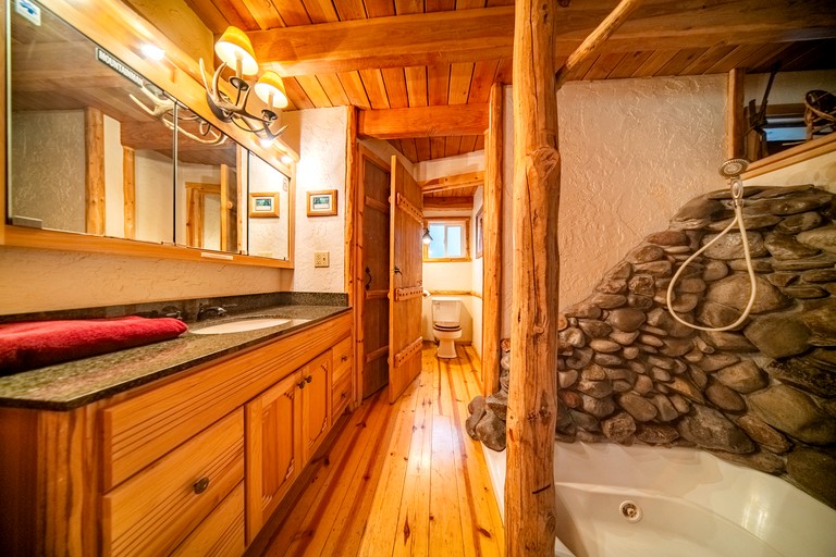 Cabins (United States of America, Truckee, California)