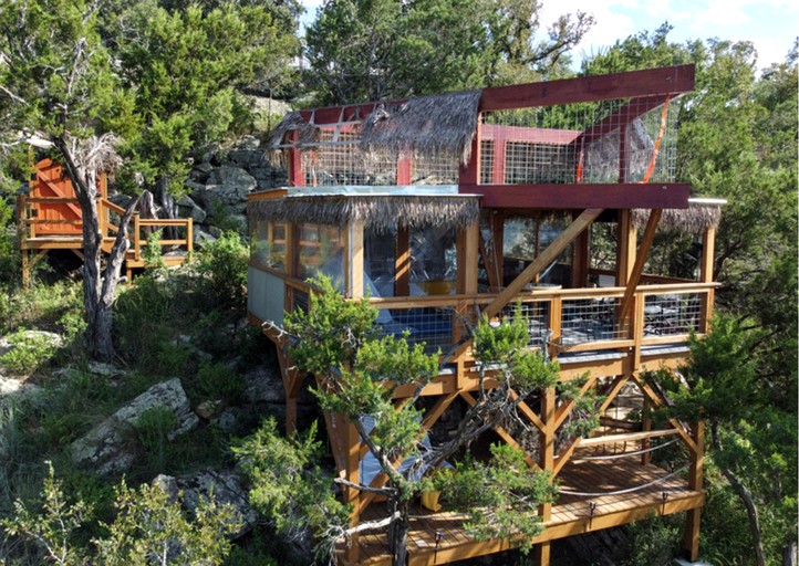 Tree Houses (United States of America, Cottonwood Shores, Texas)