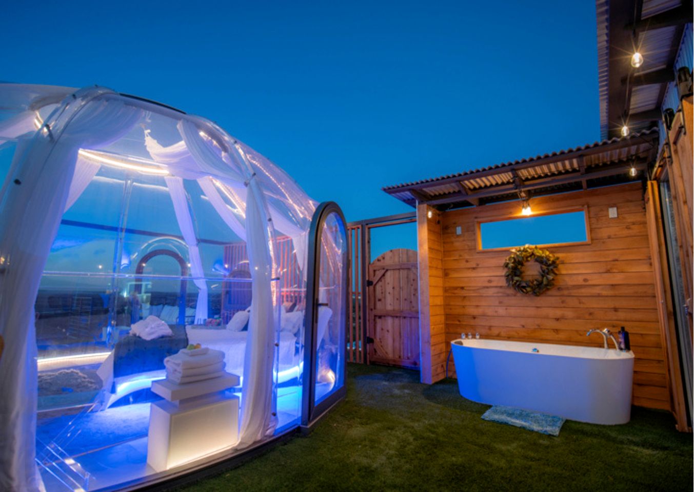 Modern Dome Escape with Private Decks & Open-Sky Relaxation in Cottonwood, Texas