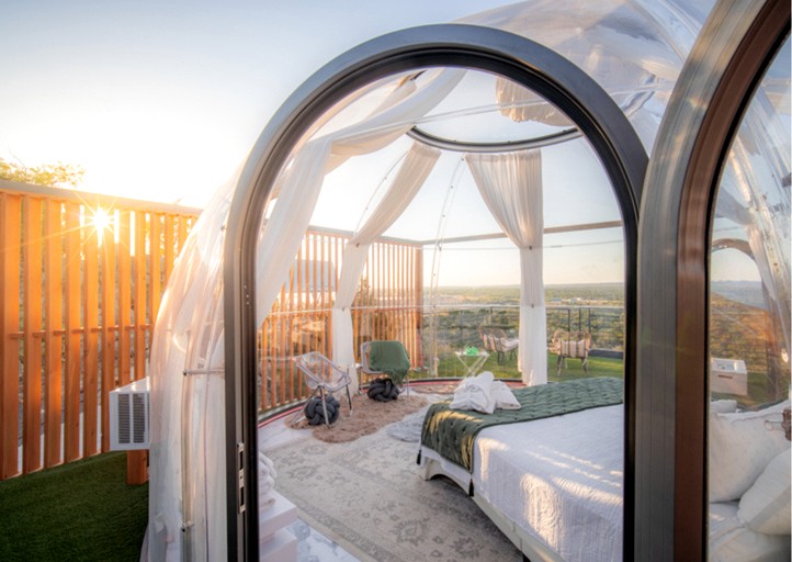 Domes (United States of America, Cottonwood Shores, Texas)