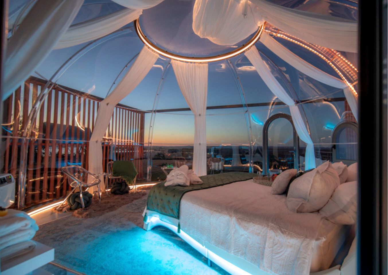 Modern Dome Escape with Private Decks & Open-Sky Relaxation in Cottonwood, Texas