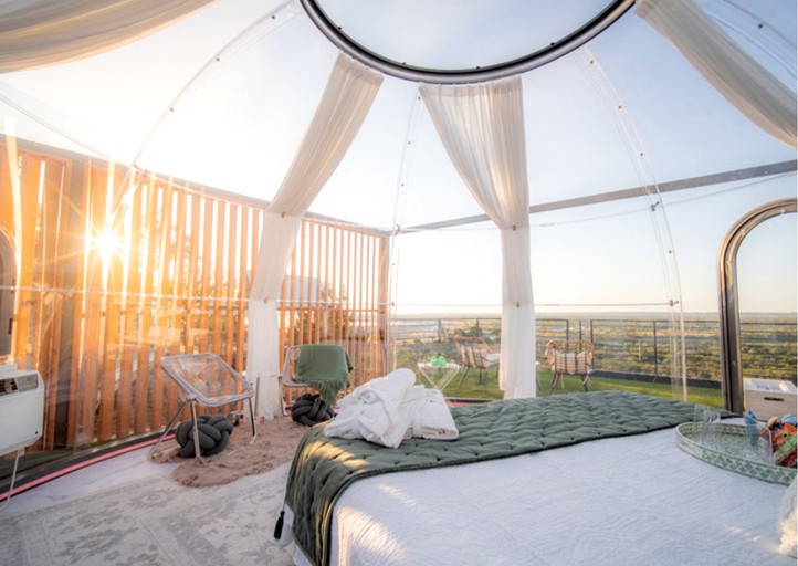 Domes (United States of America, Cottonwood Shores, Texas)