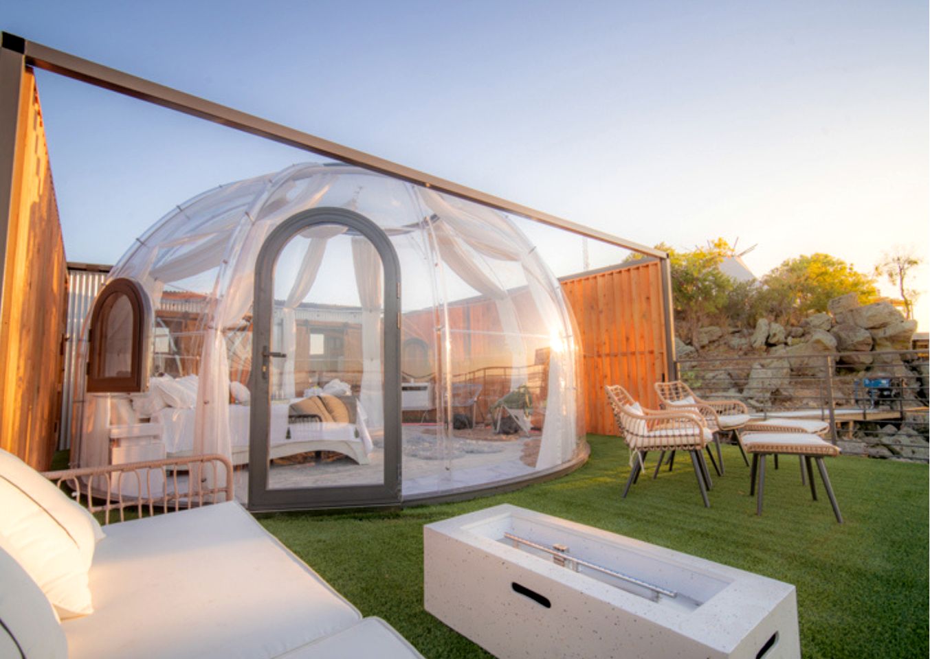 Modern Dome Escape with Private Decks & Open-Sky Relaxation in Cottonwood, Texas