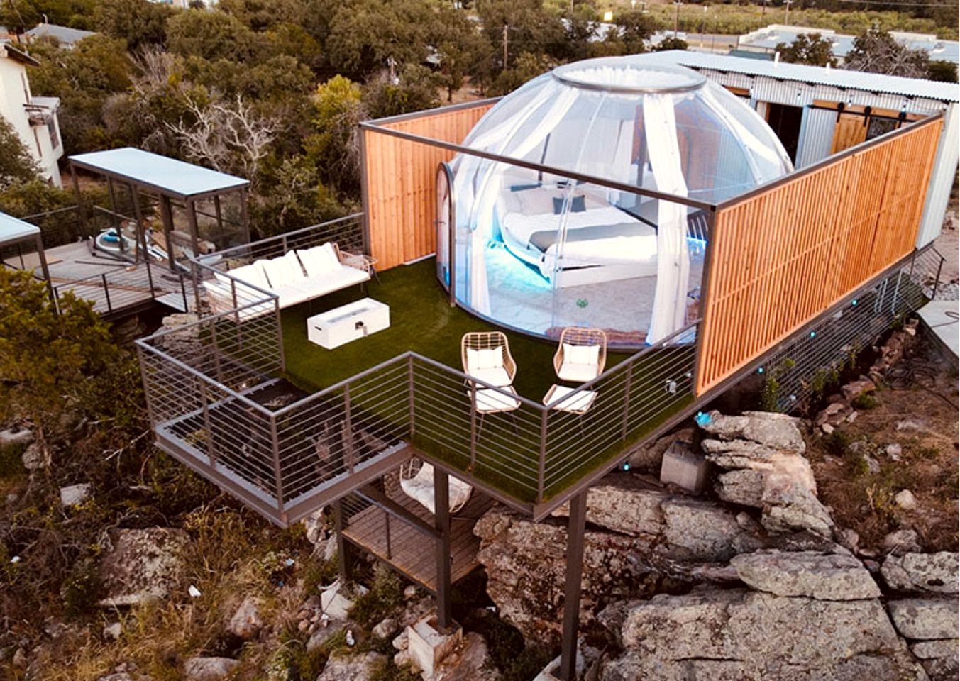 Modern Dome Escape with Private Decks & Open-Sky Relaxation in Cottonwood, Texas