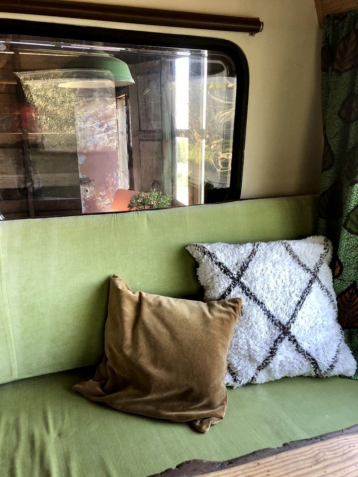 Serene Eco Cabin Retreat with Wood-Fired Sauna & Mountain Spring Plunge Near Monchique, Algarve