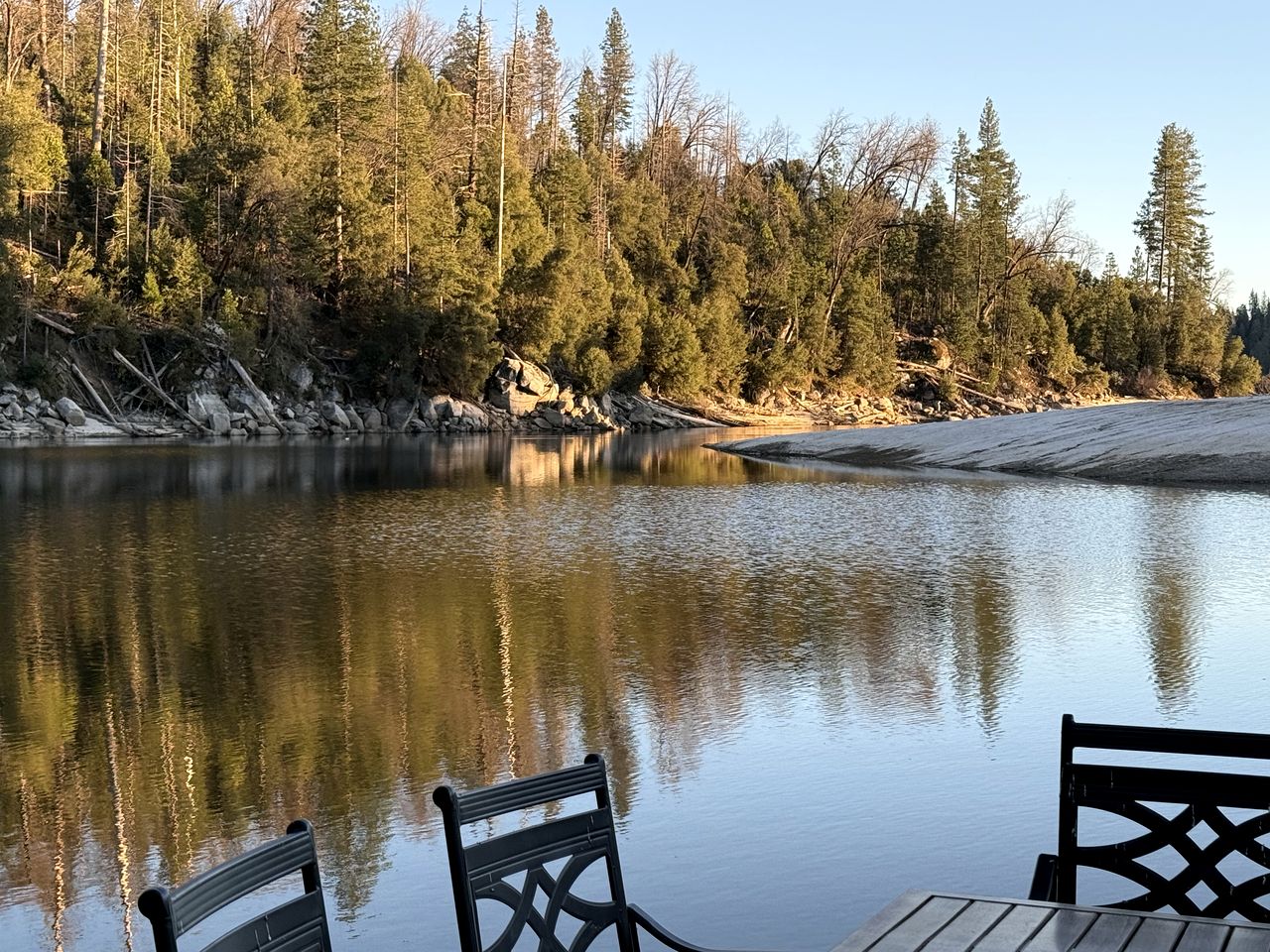 Tranquil Waterfront Hideaway with Forest Views & Outdoor Living in Bass Lake, California