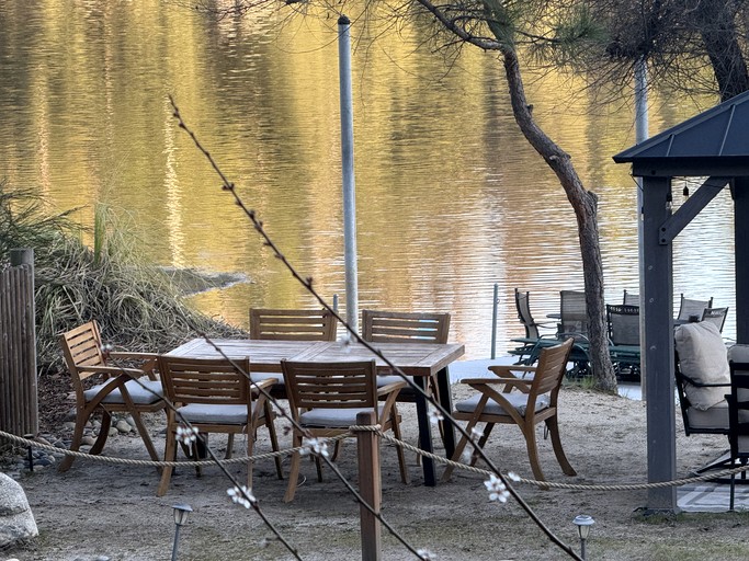 Domes (United States of America, Bass Lake, California)