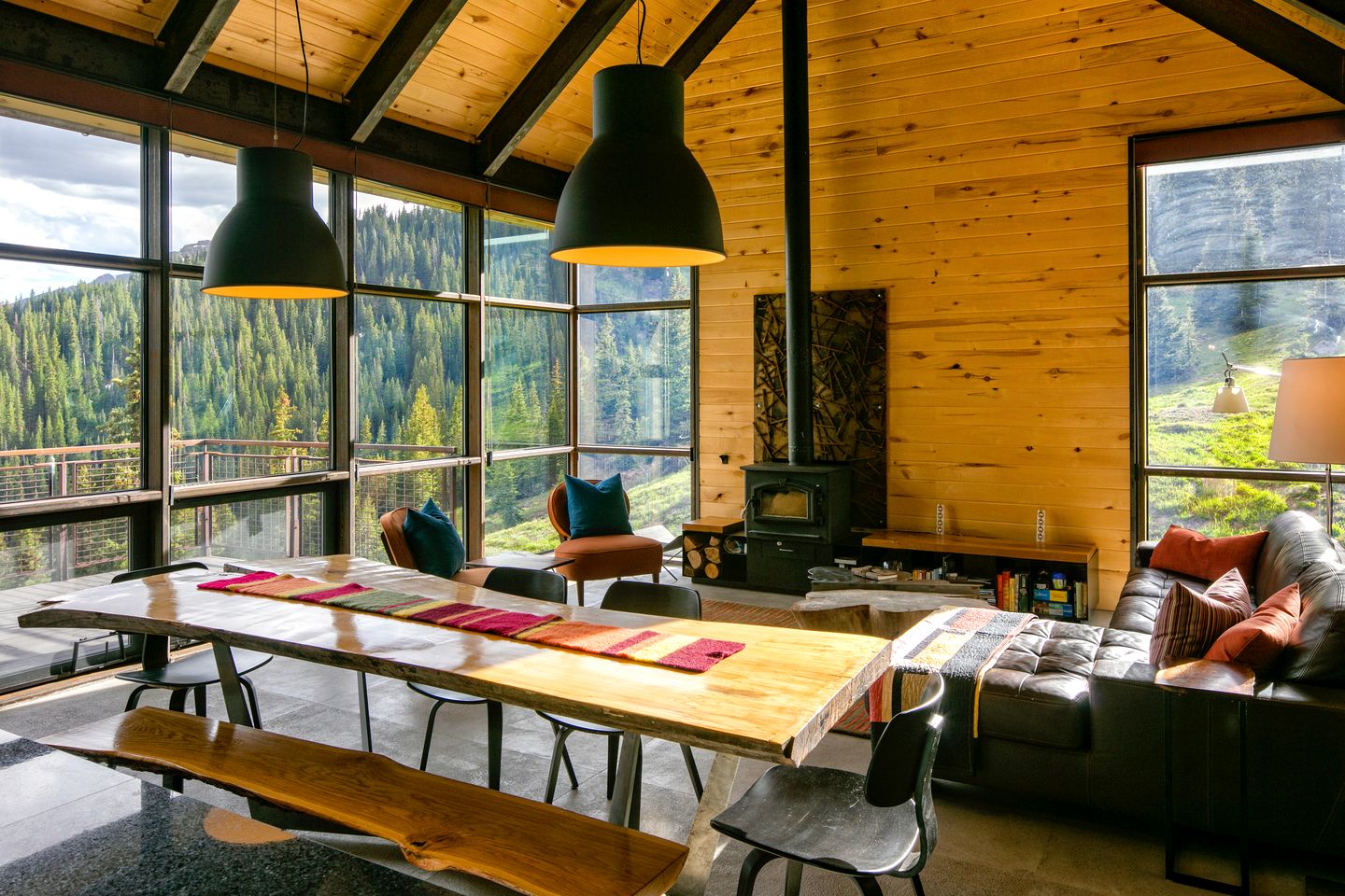 All-Inclusive Mountain Cabin Retreat with Chef & Epic Alpine Views in Truckee, California