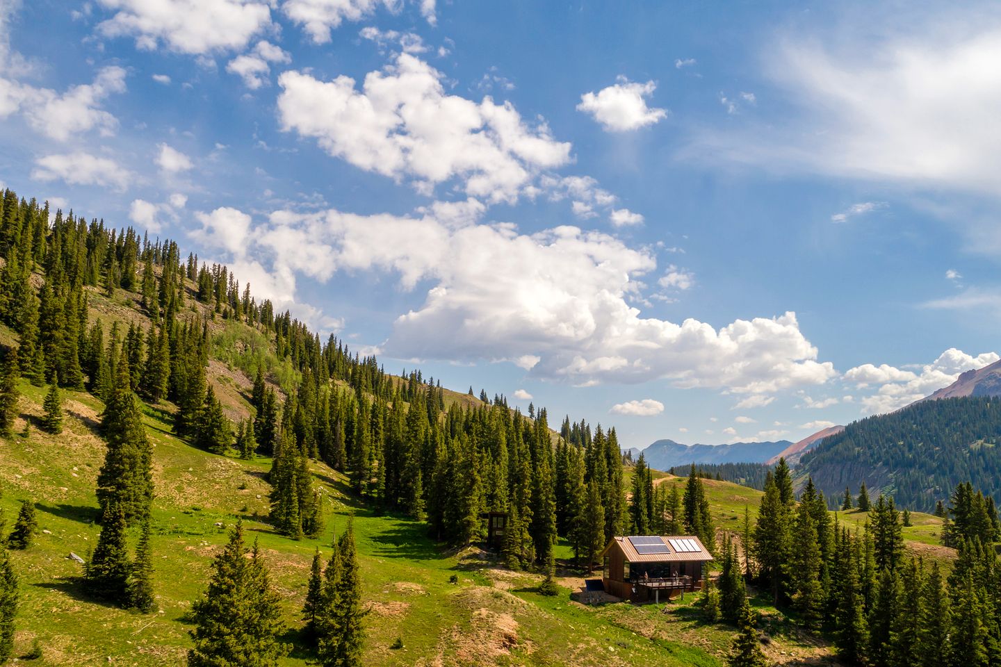 All-Inclusive Mountain Cabin Retreat with Chef & Epic Alpine Views in Truckee, California