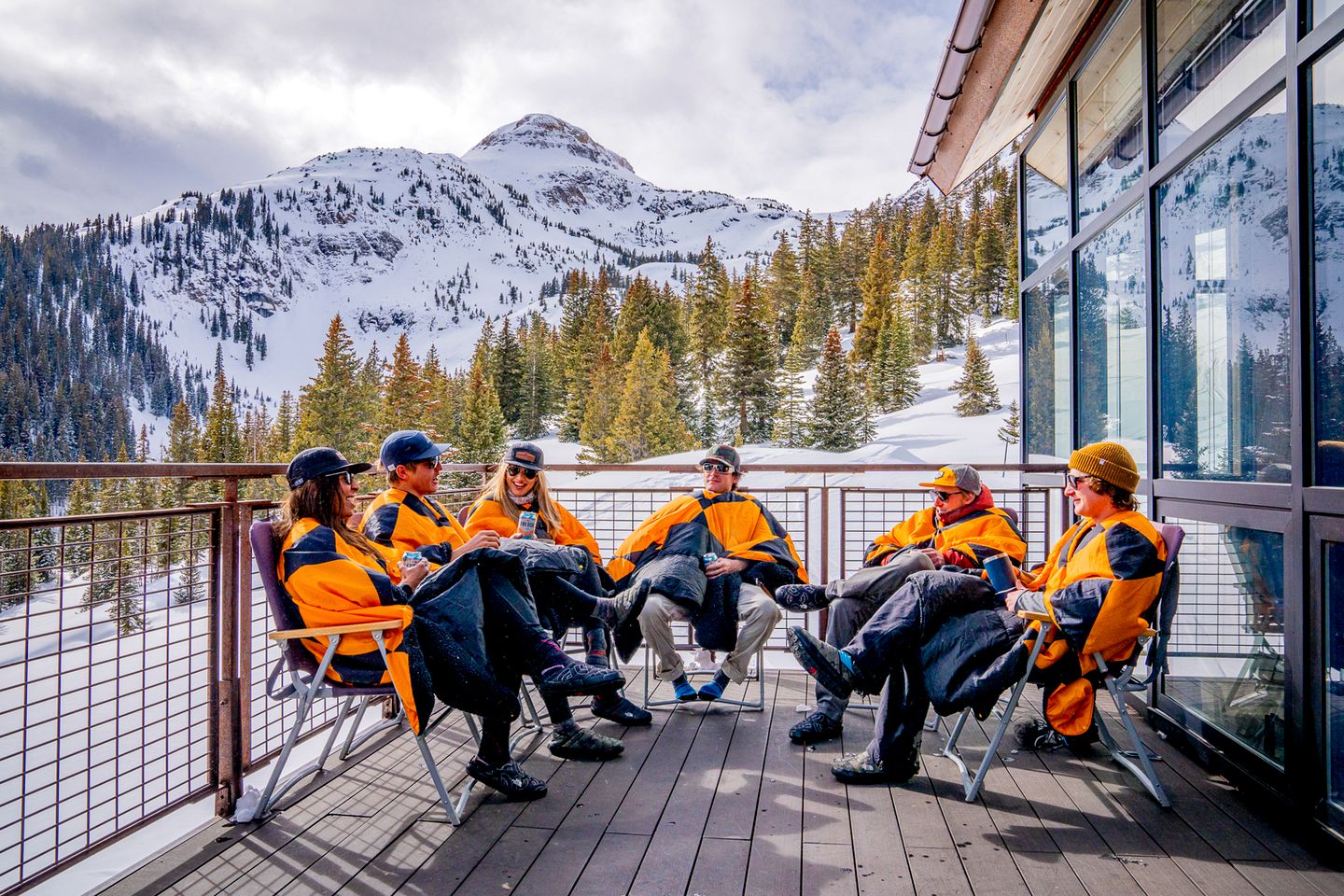 All-Inclusive Mountain Cabin Retreat with Chef & Epic Alpine Views in Truckee, California