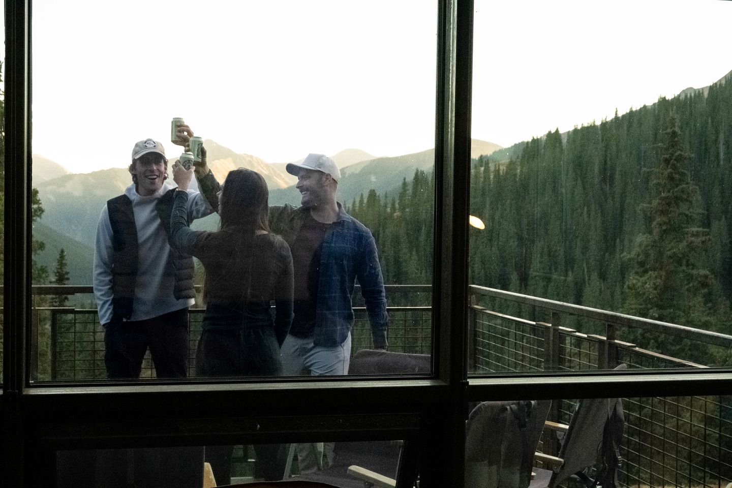 All-Inclusive Mountain Cabin Retreat with Chef & Epic Alpine Views in Truckee, California