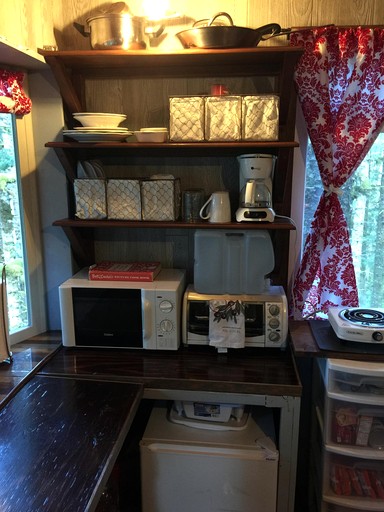 Tree Houses (United States of America, North Pole, Alaska)