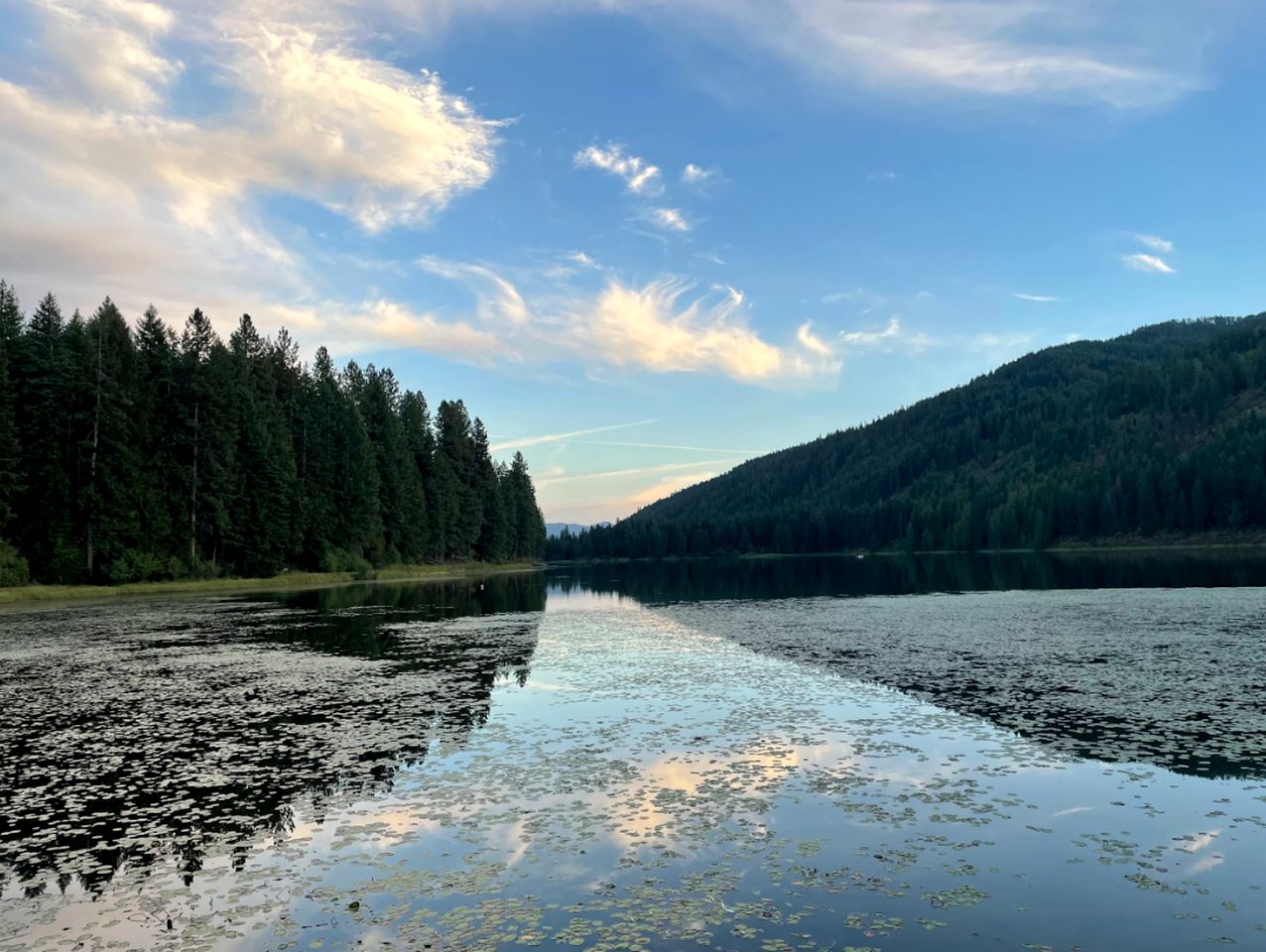 Scenic Off-Grid Campsite Overlooking Crystal Clear Lake in Sagle, Idaho