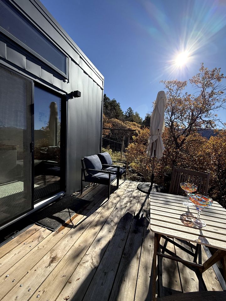 Serene Tiny House Retreat with Botanical Sanctuary & Mountain Views near Aspen, Basalt, Colorado