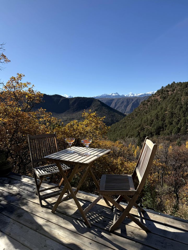Serene Tiny House Retreat with Botanical Sanctuary & Mountain Views near Aspen, Basalt, Colorado