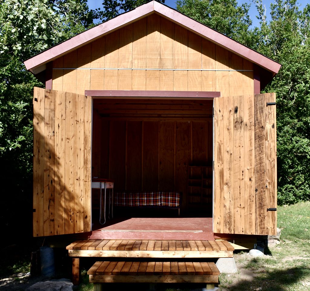 Cozy Off-Grid Camping Shed Under the Stars in Eastham, Massachusetts