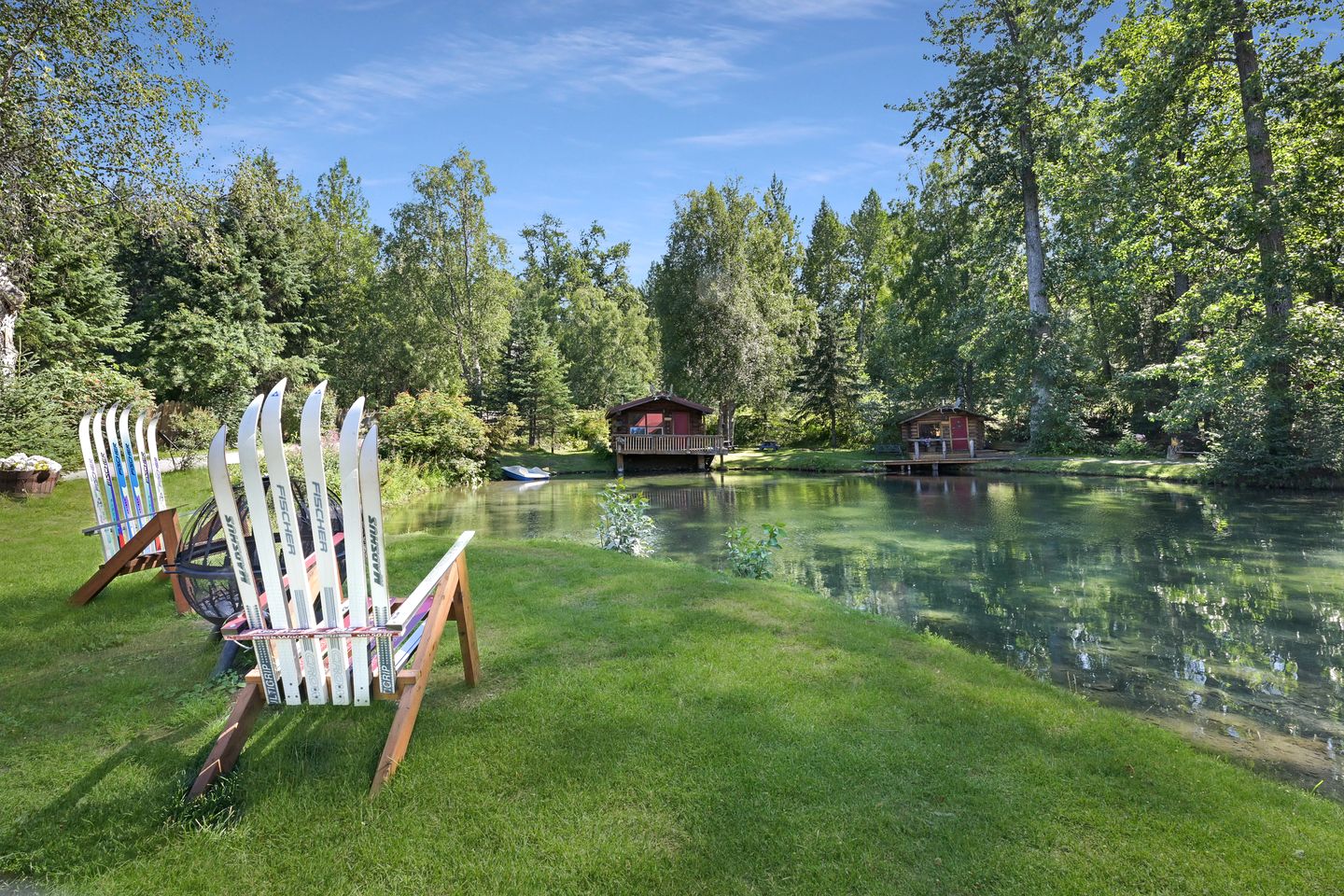 Quaint Private Cabin with Creek & Pond Views Near Bear Creek, Hope Alaska