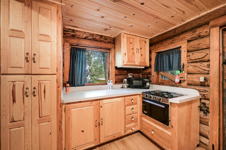 Cabins (United States of America, Hope, Alaska)