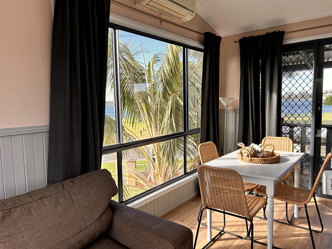 Cabins (Australia, Shoalhaven , New South Wales)