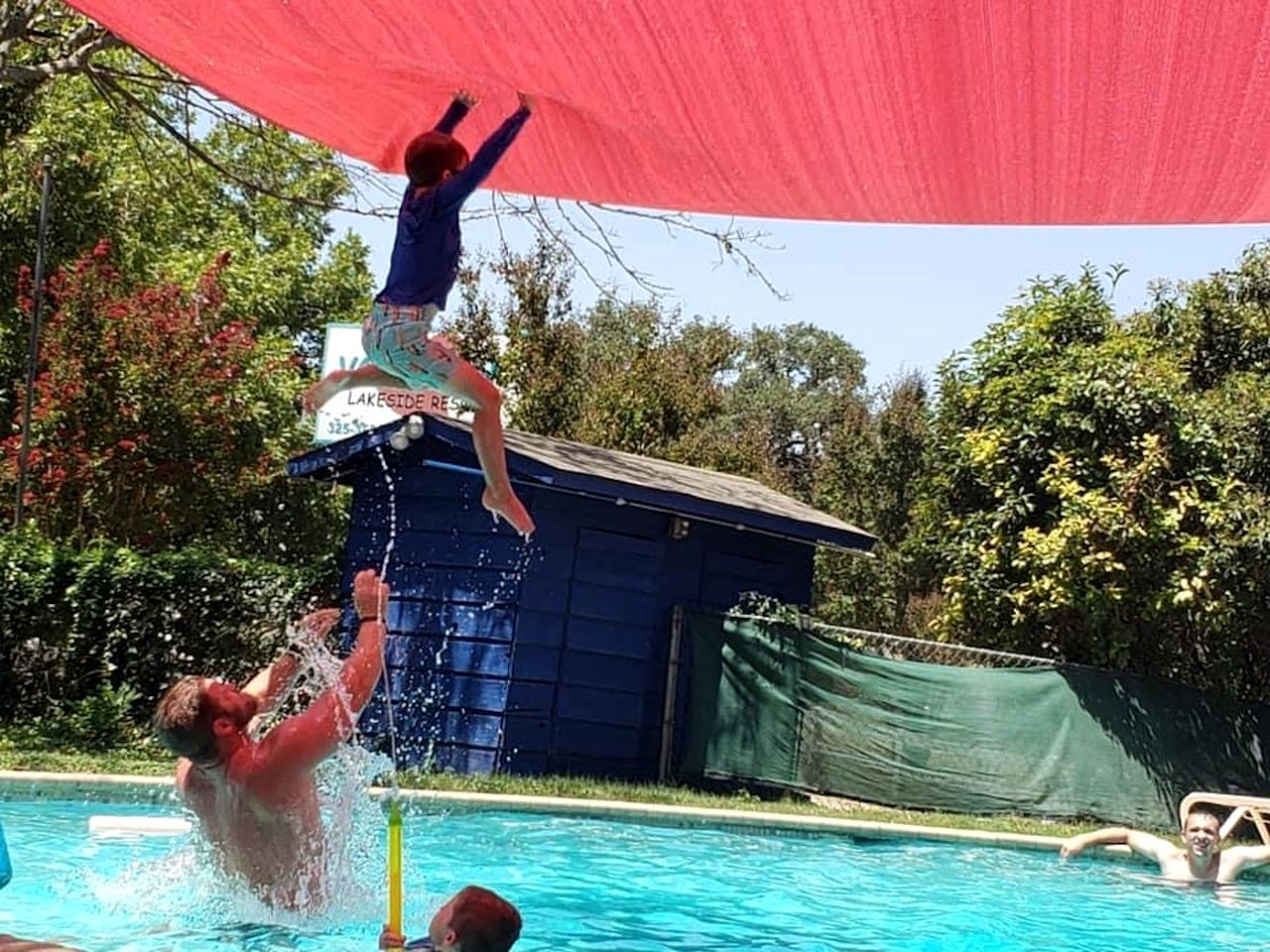 Comfortable Cabin Rental with Lakeside Views near Austin