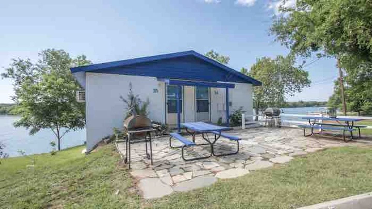 Gorgeous Upper Suite Rental with Fishing Opportunities on Lake Lyndon B. Johnson