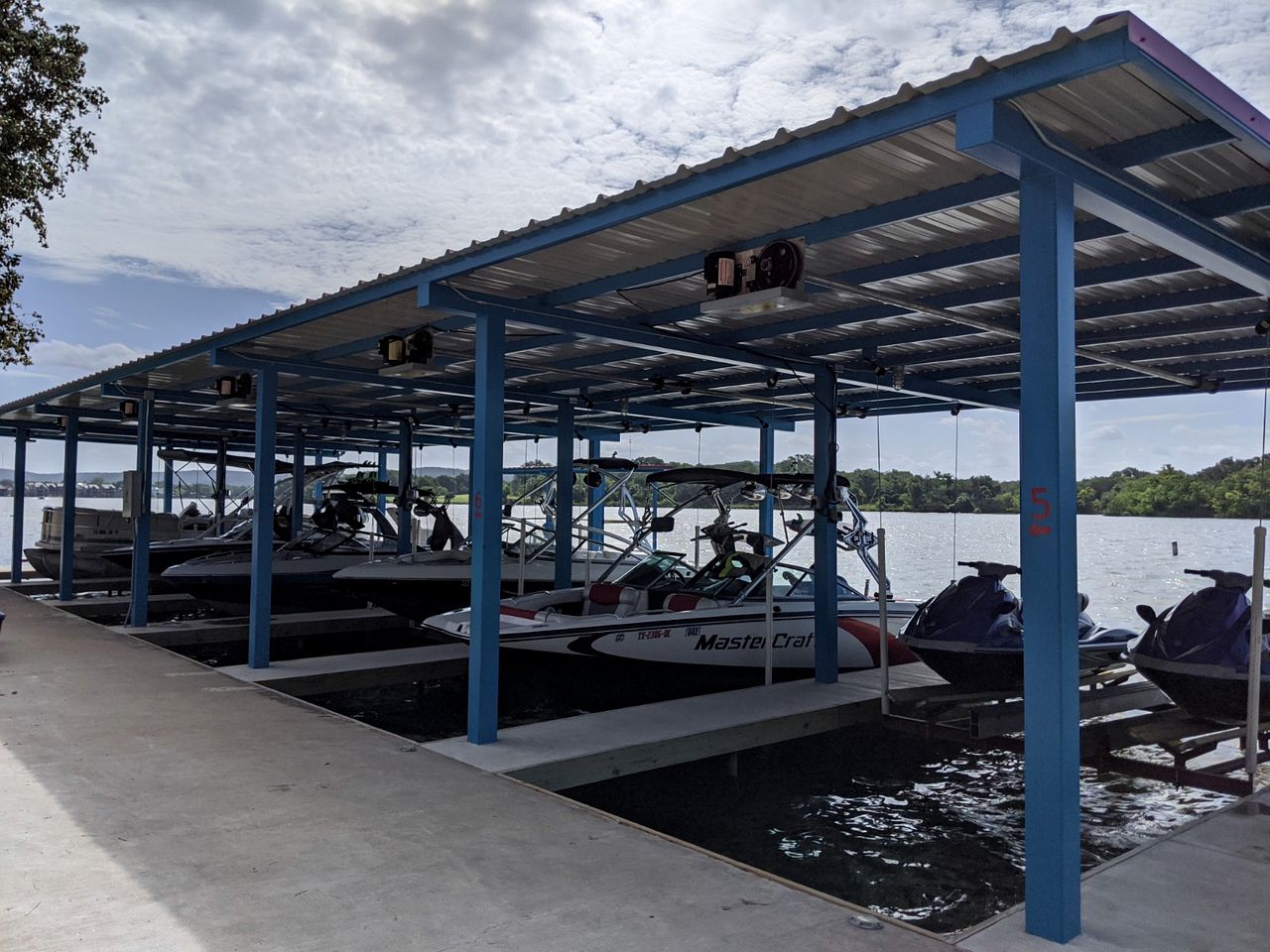 Gorgeous Upper Suite Rental with Fishing Opportunities on Lake Lyndon B. Johnson