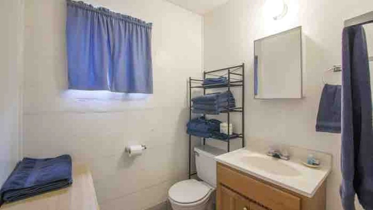 Gorgeous Upper Suite Rental with Fishing Opportunities on Lake Lyndon B. Johnson