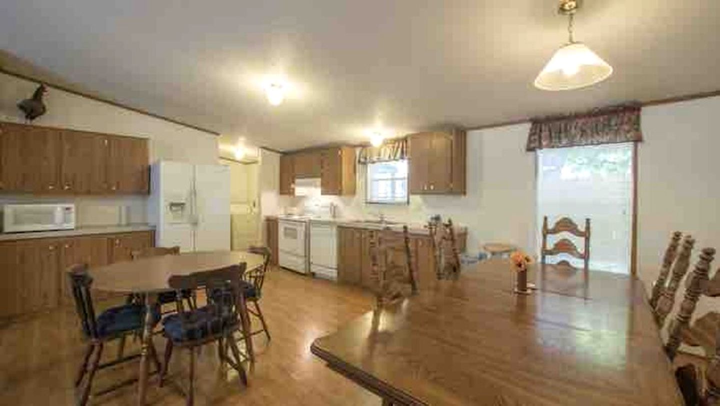 Spacious Poolside Cabin Rental for Groups in Texas Hill Country