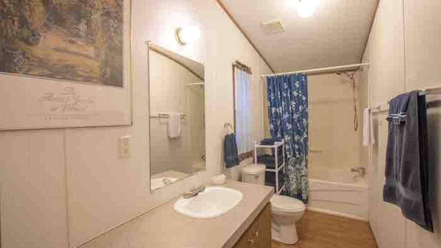 Spacious Poolside Cabin Rental for Groups in Texas Hill Country