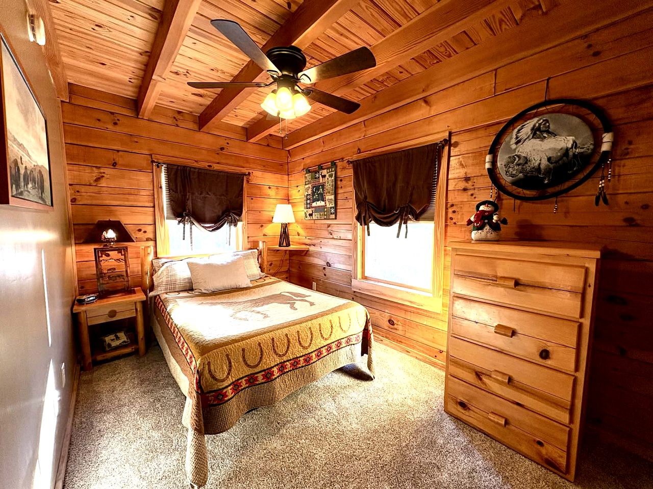 Charming Cabin Rental with a Hot Tub and Fireplace in the Smoky Mountains