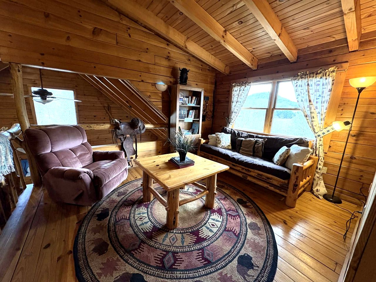 Charming Cabin Rental with a Hot Tub and Fireplace in the Smoky Mountains