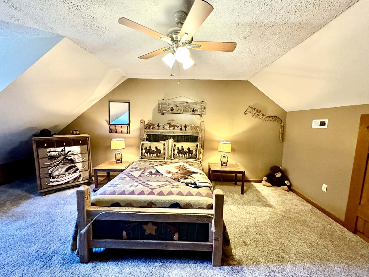 Rustic Log Cabin Rental with a Hot Tub near Asheville, North Carolina