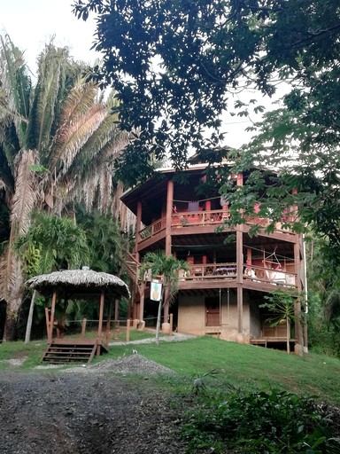 Cabins (Honduras, Roatan, Islas de la Bahía)
