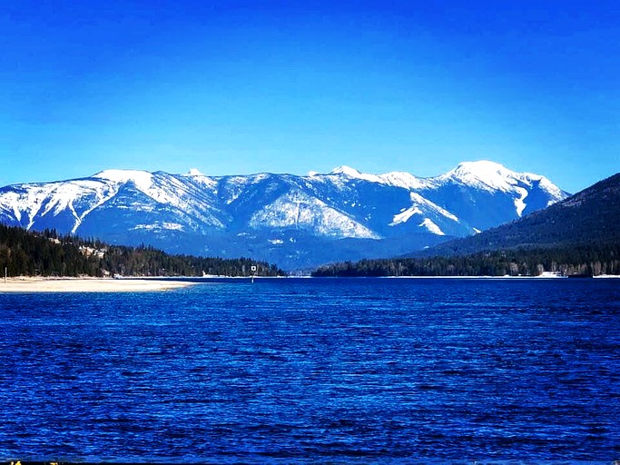 Cottages (Canada, Nelson, British Columbia)
