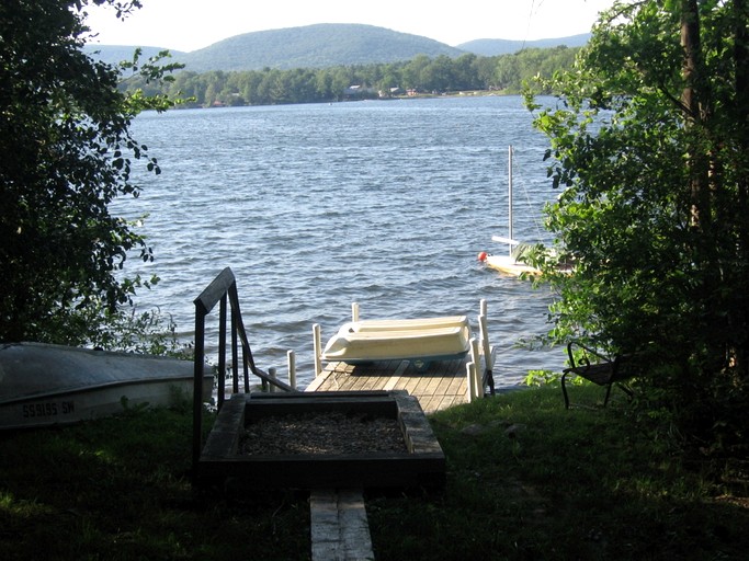 Cabins (United States of America, Pittsfield, Massachusetts)